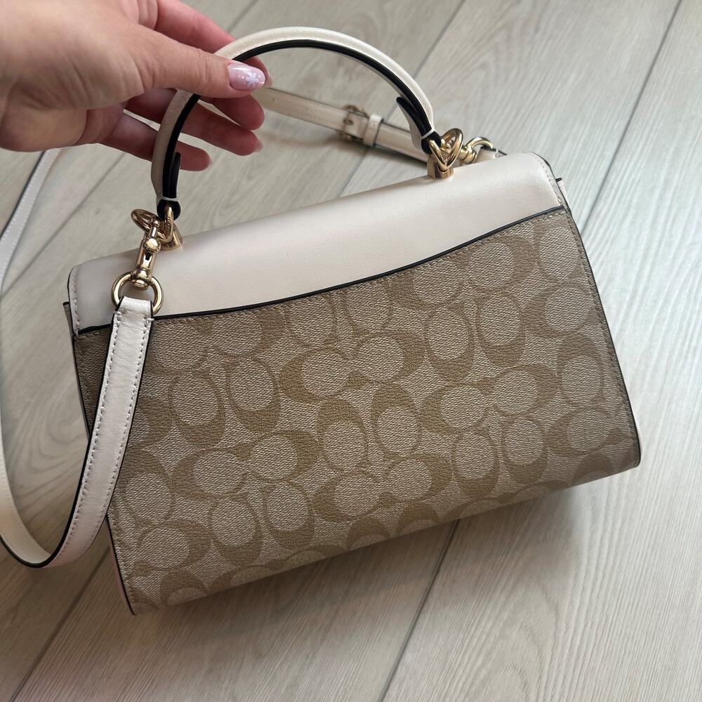 NWOT Coach Eliza Gold Light Khaki Chalk signature canvas leather top handle bag - Picture 4 of 7